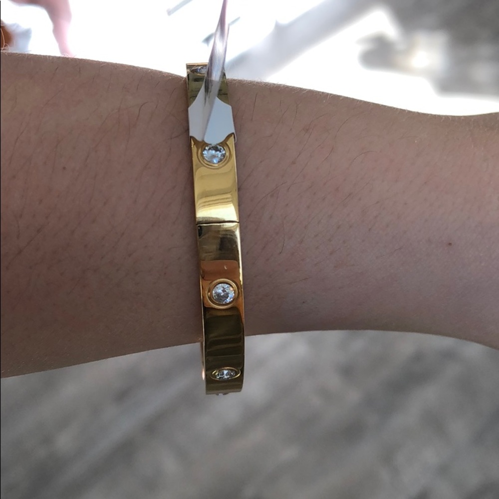 Love bracelet - Picture 2 of 4